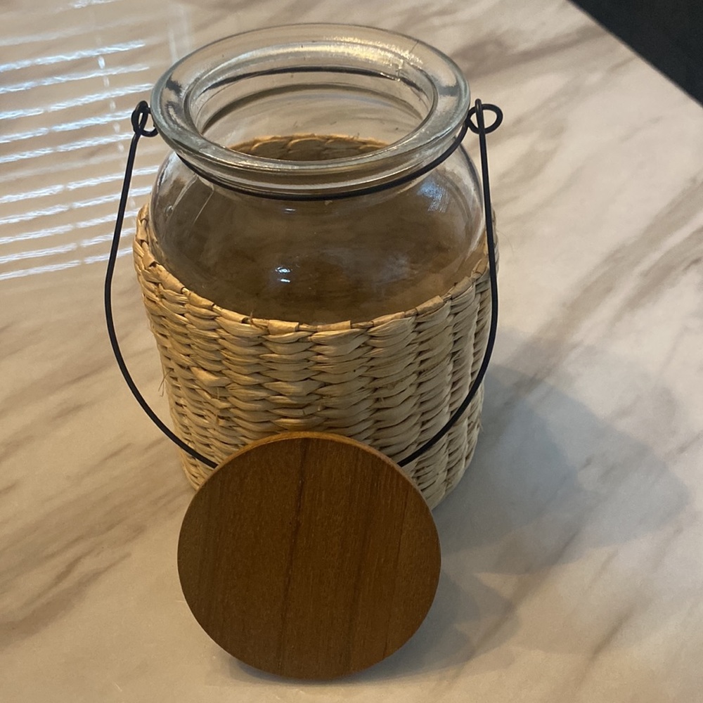Glass storage container - Picture 2 of 5